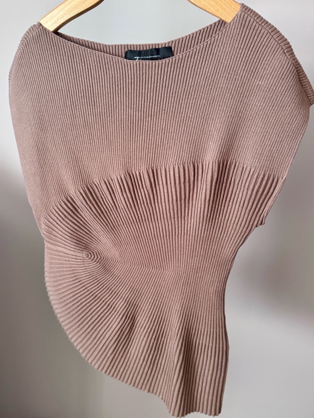 White House Black Market Ribbed Scoop Neck Sweater